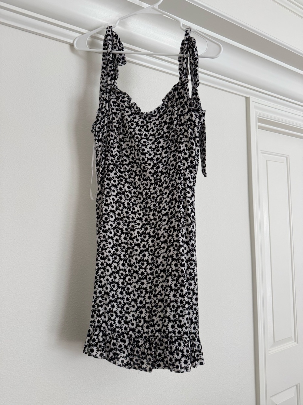 Lulu's Black & White Floral Tie-Shoulder Mini Dress